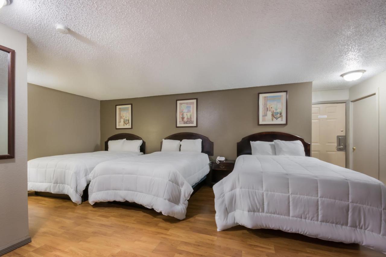 Americas Best Value Inn Woodward At 8Th St Extérieur photo