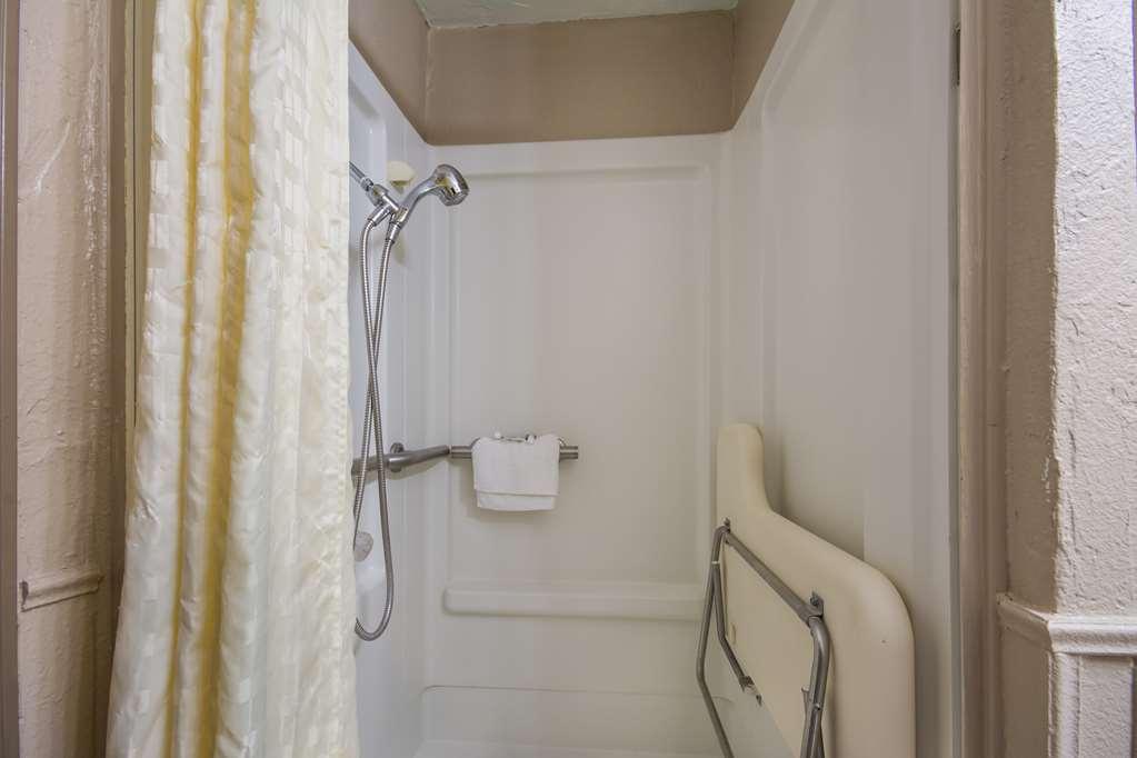 Americas Best Value Inn Woodward At 8Th St Chambre photo